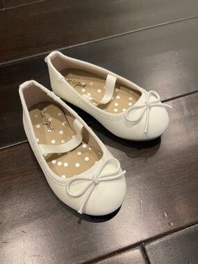 Cat & Jack White Girls' Bow Ballet Flats size 5